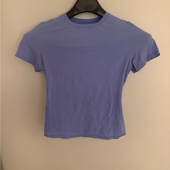 SKIMS Tops - Fits everybody skims periwinkle shirt